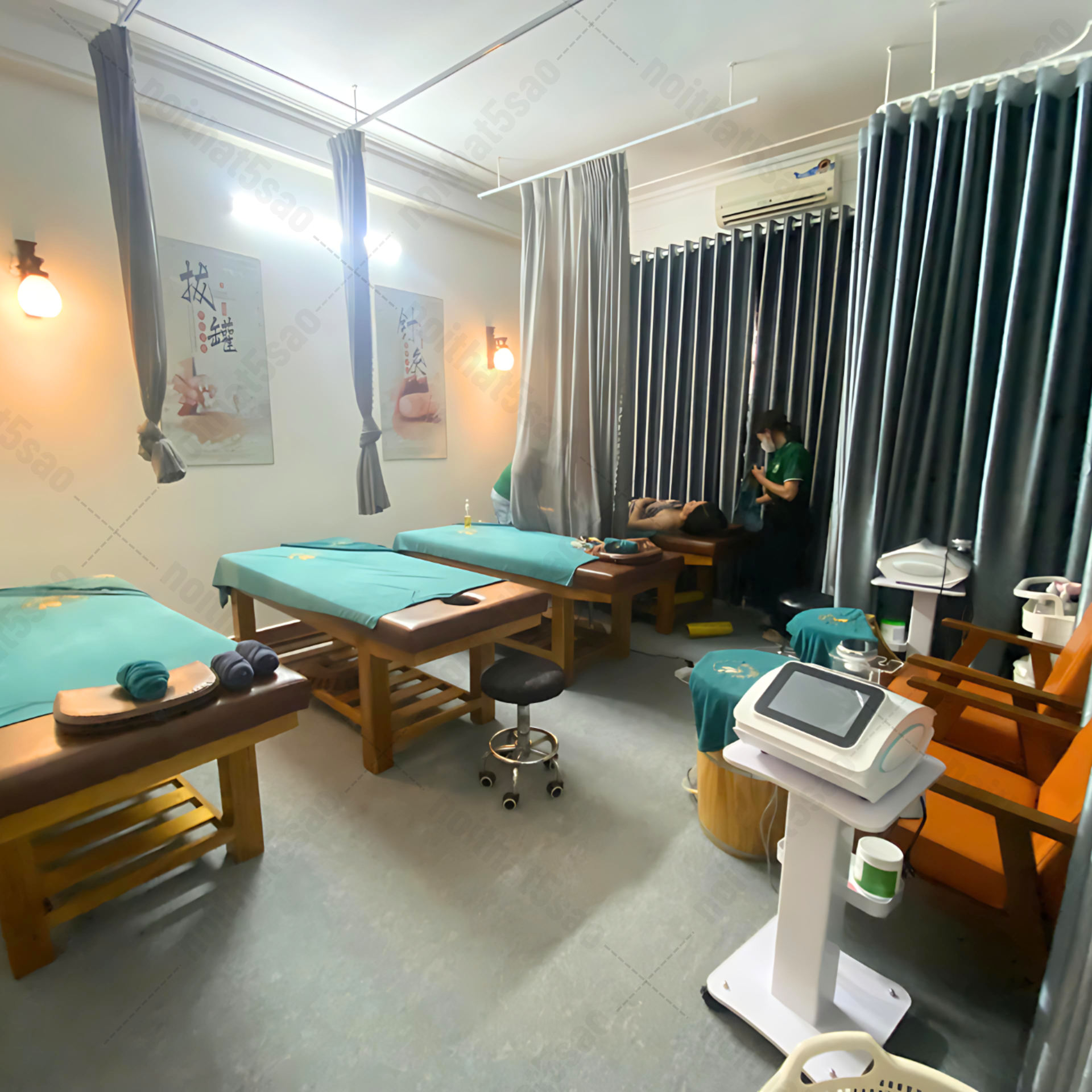 Thi Công Nội Thất Trọn Gói Cửa Tiệm