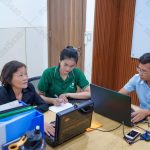 Thi công thiết kế nội thất cửa tiệm (1)