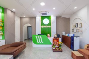 Thi công thiết kế nội thất cửa tiệm