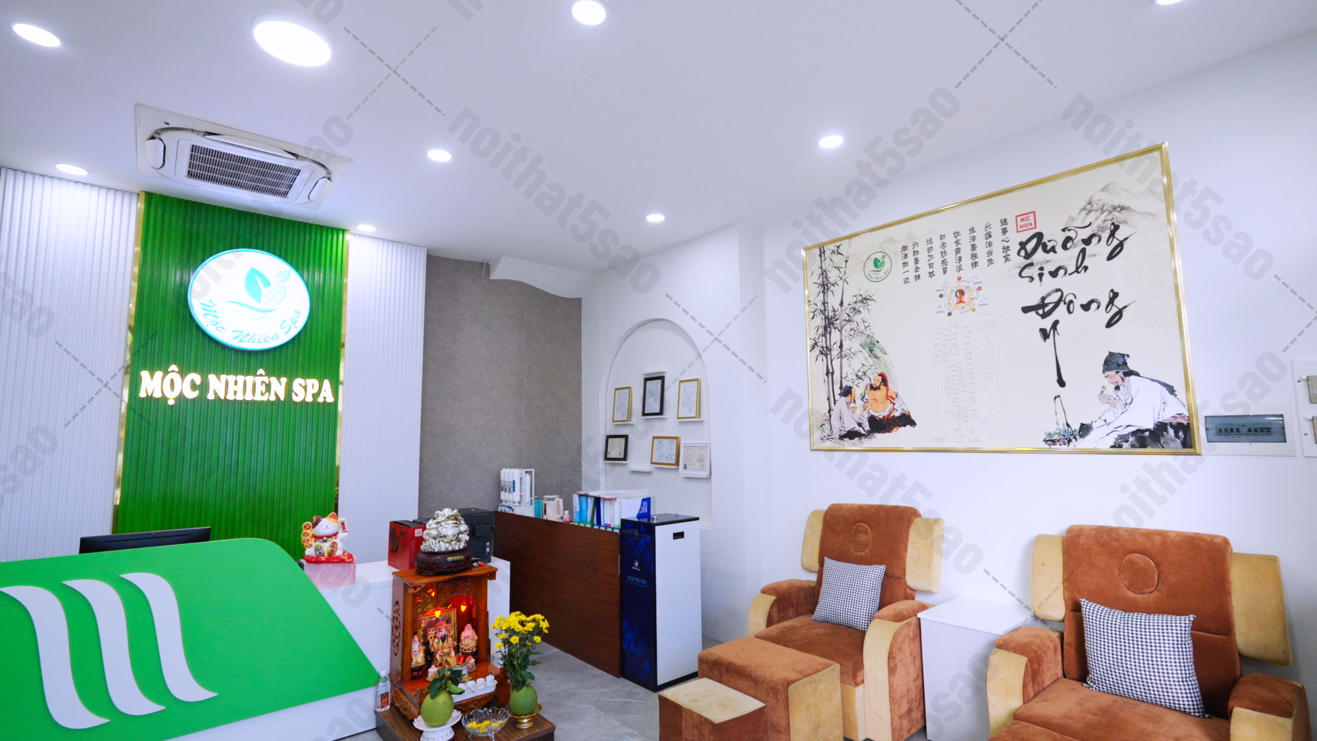 Thi công thiết kế nội thất cửa tiệm