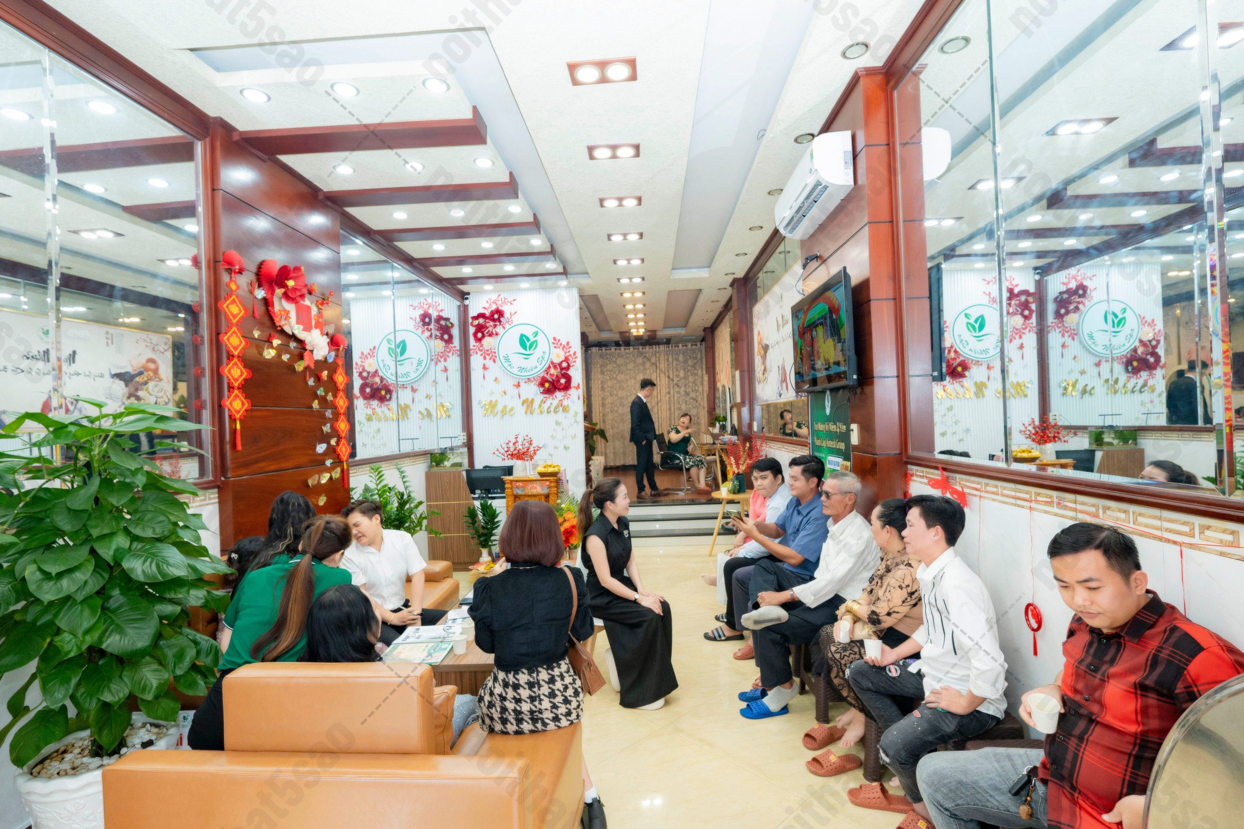 Dịch vụ thiết kế thi công Mộc Nhiên Spa - Long An