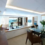 Thiết Kế Thi Công Nhà Ở Ven Biển – Tổ Ấm Hiện Đại Trong Lòng Thành Phố