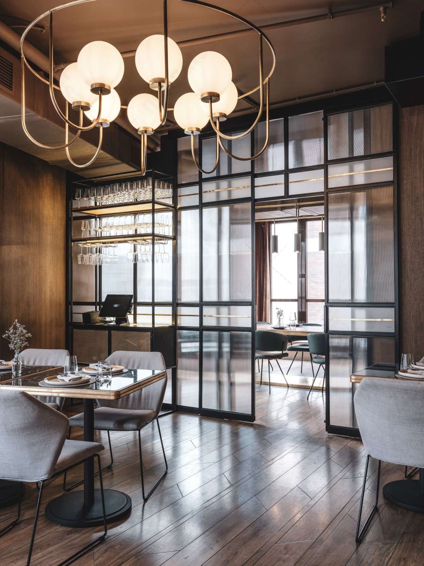 THIẾT KẾ NỘI THẤT NHÀ HÀNG LUXURY TẠI QUẬN 2
