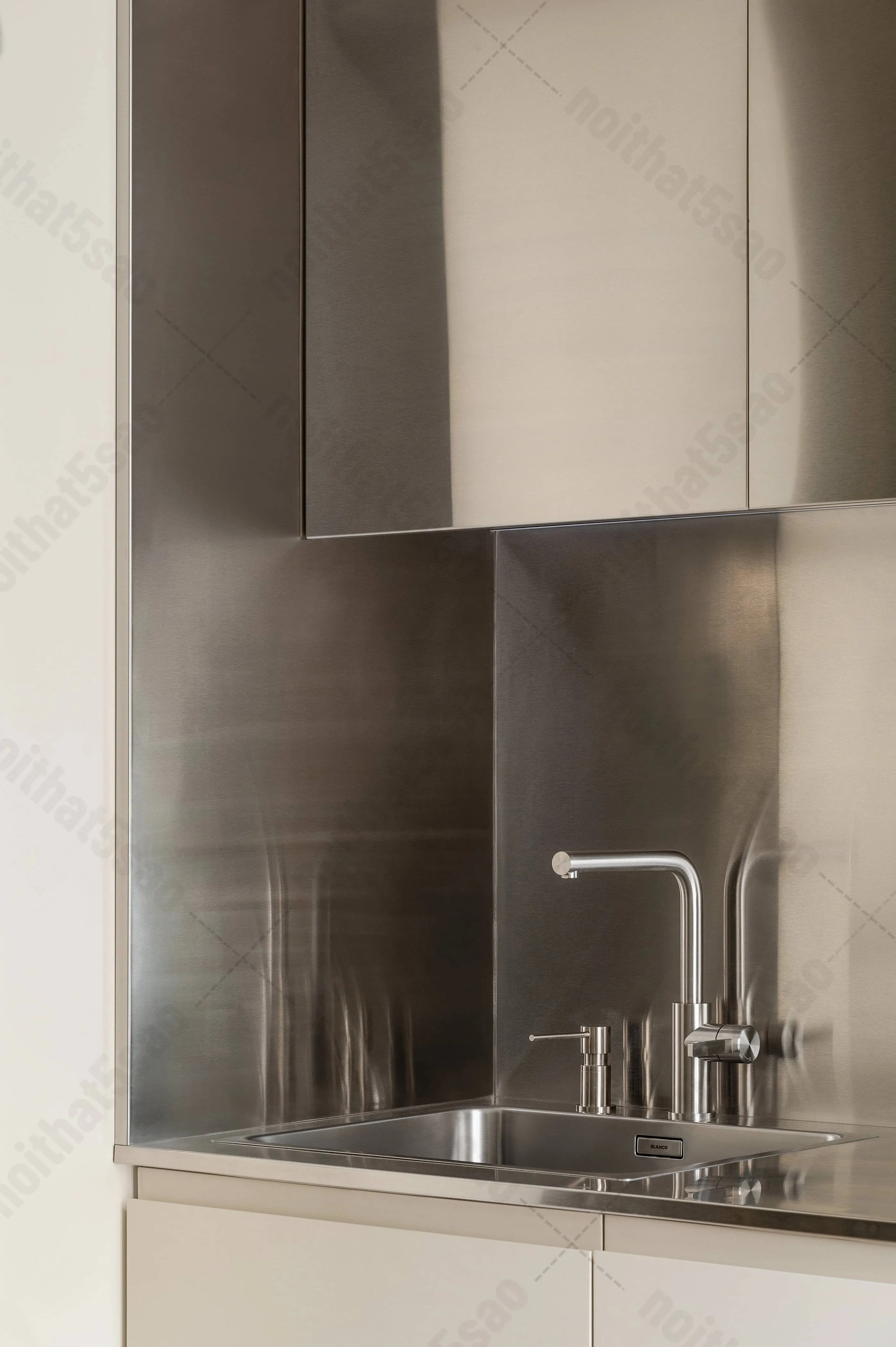 Thiết Kế Bếp nhỏ 55m2 - Dự Án "Mộc & Ánh"