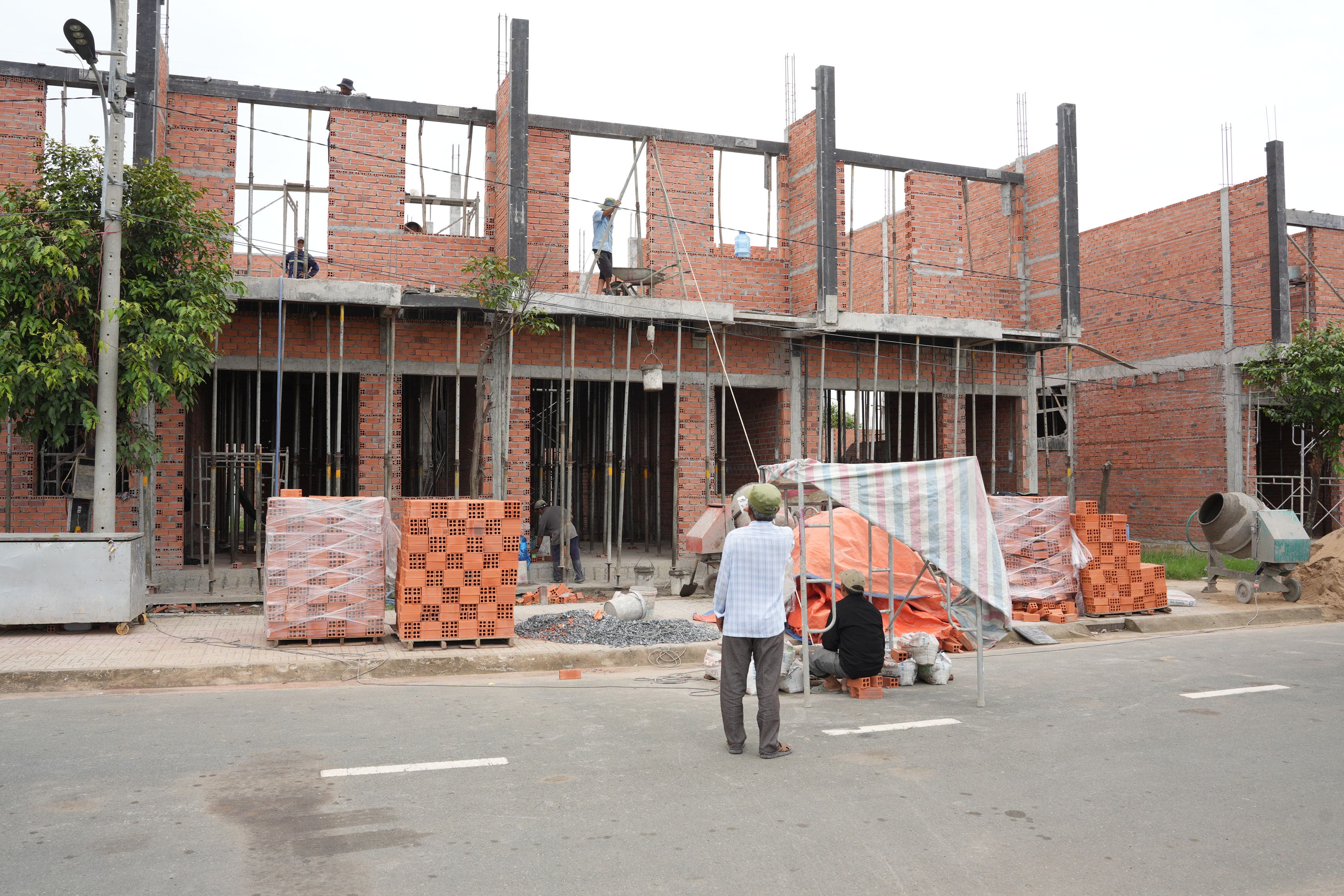 Vật liệu tăng khi xây nhà cuối năm